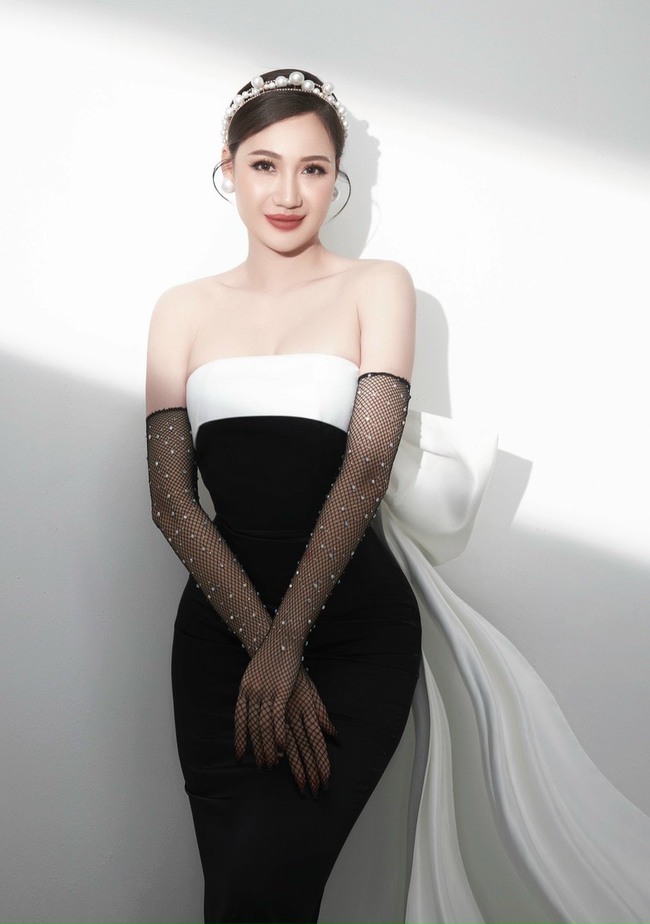  Nữ CEO uốn nắn cho 20.000 phụ nữ: Muốn có khí chất thì đừng ăn nói sỗ sàng rồi bao biện trong bụng không có ý gì đâu  - Ảnh 1.