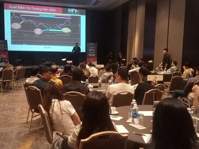 Sàn forex vẫn hoạt động rầm rộ - Ảnh 1. Sàn forex vẫn hoạt động rầm rộ - Ảnh 1.