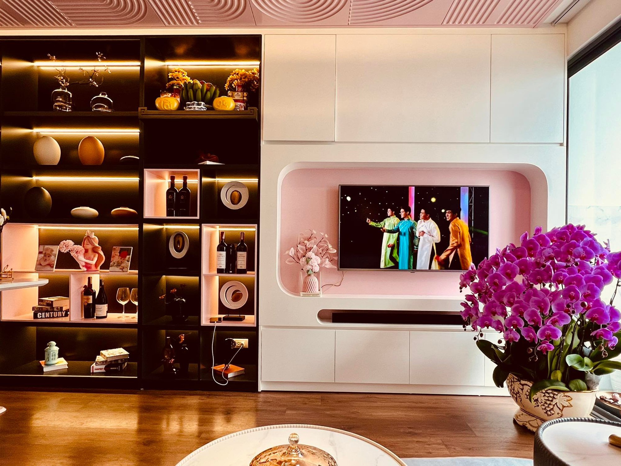 Căn hộ được thiết kế từ cảm hứng tình yêu gia đình của đôi vợ chồng trẻ ở Hà Nội - Ảnh 10.