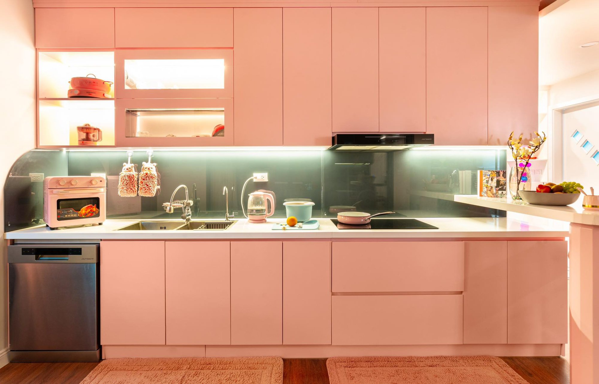 Căn hộ được thiết kế từ cảm hứng tình yêu gia đình của đôi vợ chồng trẻ ở Hà Nội - Ảnh 7.