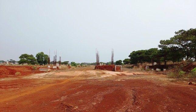 Hoàn tất hồ sơ đề nghị thu hồi chủ trương đầu tư dự án sân golf nghìn tỷ ở Gia Lai - Ảnh 1. Hoàn tất hồ sơ đề nghị thu hồi chủ trương đầu tư dự án sân golf nghìn tỷ ở Gia Lai - Ảnh 1.