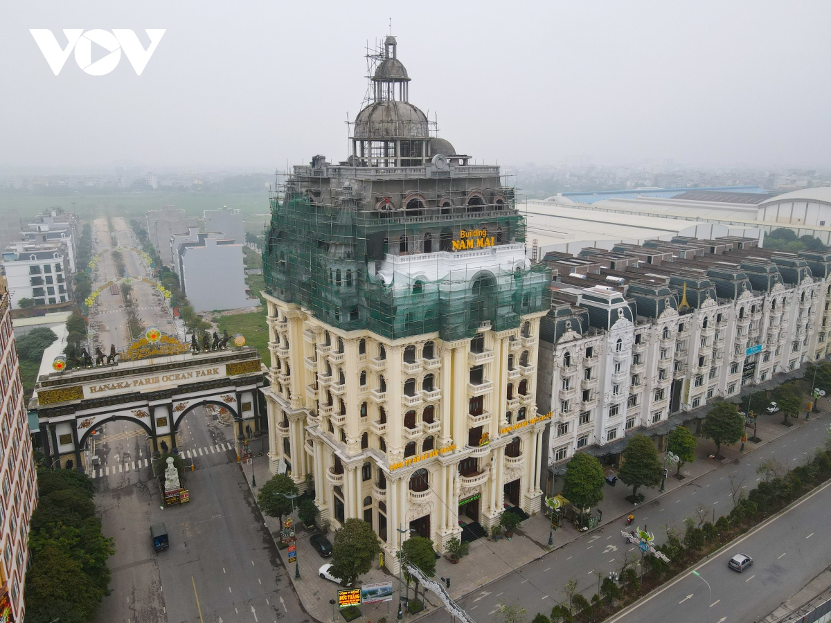 Cận cảnh “tòa lâu đài” vi phạm phòng cháy chữa cháy ở Bắc Ninh - Ảnh 1.