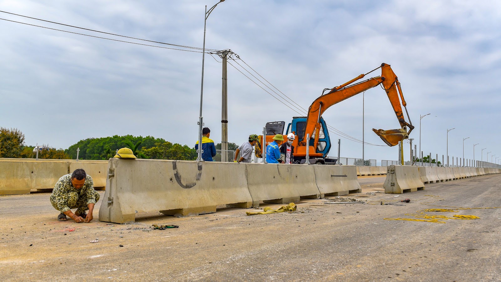 Cận cảnh cao tốc hơn 12.000 tỷ đồng nối Ninh Bình - Thanh Hóa sẽ thông xe trước ngày 30/4 - Ảnh 5.