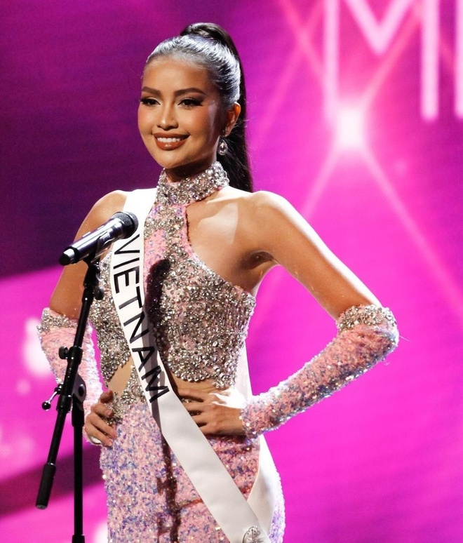 Nàng hậu Vbiz được mệnh danh &quot;Barbie châu Á&quot;: Ngụp lặn trong loạt lùm xùm hậu Miss Universe, hiện tại thay đổi thế nào? - Ảnh 1.