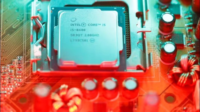 Intel loay hoay trong cuộc chiến chip: Bị TSMC, Samsung vượt mặt, khó khăn nhưng vẫn cố mở thêm nhà máy, dừng không được, tiếp tục cũng chẳng xong