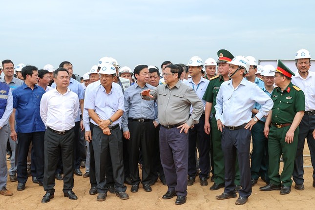 Thủ tướng lập tổ công tác dự án sân bay Long Thành - Ảnh 1.