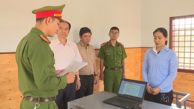 Khởi tố bổ sung tội 'tham ô' với hai nhân viên thuộc CDC Đắk Lắk và Cty Việt Á - Ảnh 1.