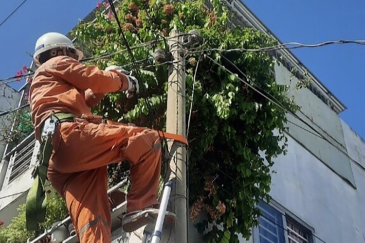 Thành phố Hồ Chí Minh: Lượng điện tiêu thụ tăng mức kỷ lục - Ảnh 2.