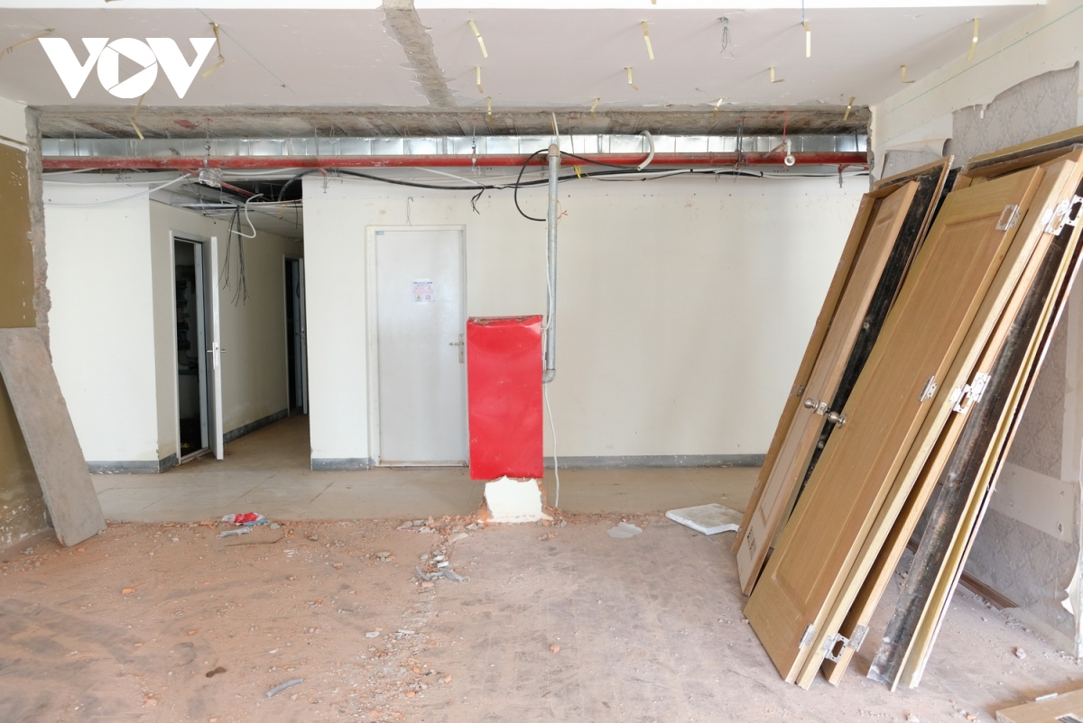 Cận cảnh tháo dỡ 78 căn hộ chung cư sai phép của Dự án Tổ hợp khách sạn Mường Thanh - Ảnh 10.
