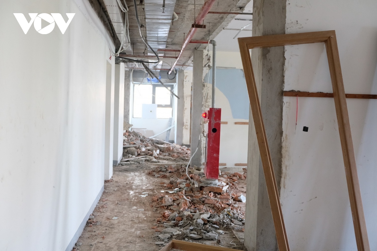 Cận cảnh tháo dỡ 78 căn hộ chung cư sai phép của Dự án Tổ hợp khách sạn Mường Thanh - Ảnh 5.