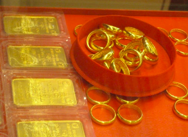 Vì sao giá vàng nhẫn thấp hơn SJC gần 10 triệu đồng/lượng? - Ảnh 1.