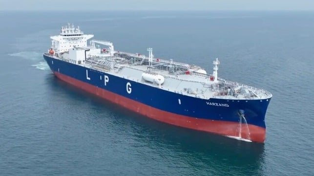 Trung Quốc vừa xuất xưởng chiếc tàu chở LNG lớn nhất thế giới - Ảnh 1.