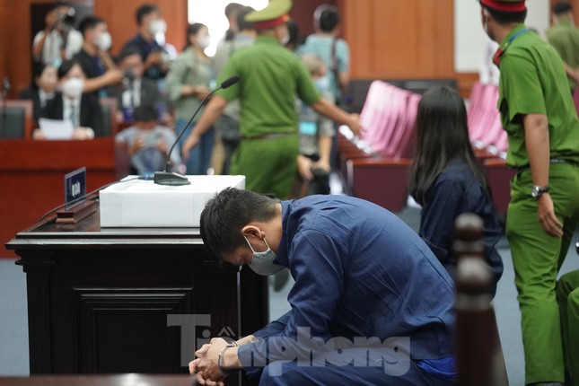 Bị cáo Nguyễn Võ Quỳnh Trang trả lời HĐXX về lý do rút kháng cáo, chấp nhận án tử hình - Ảnh 12.