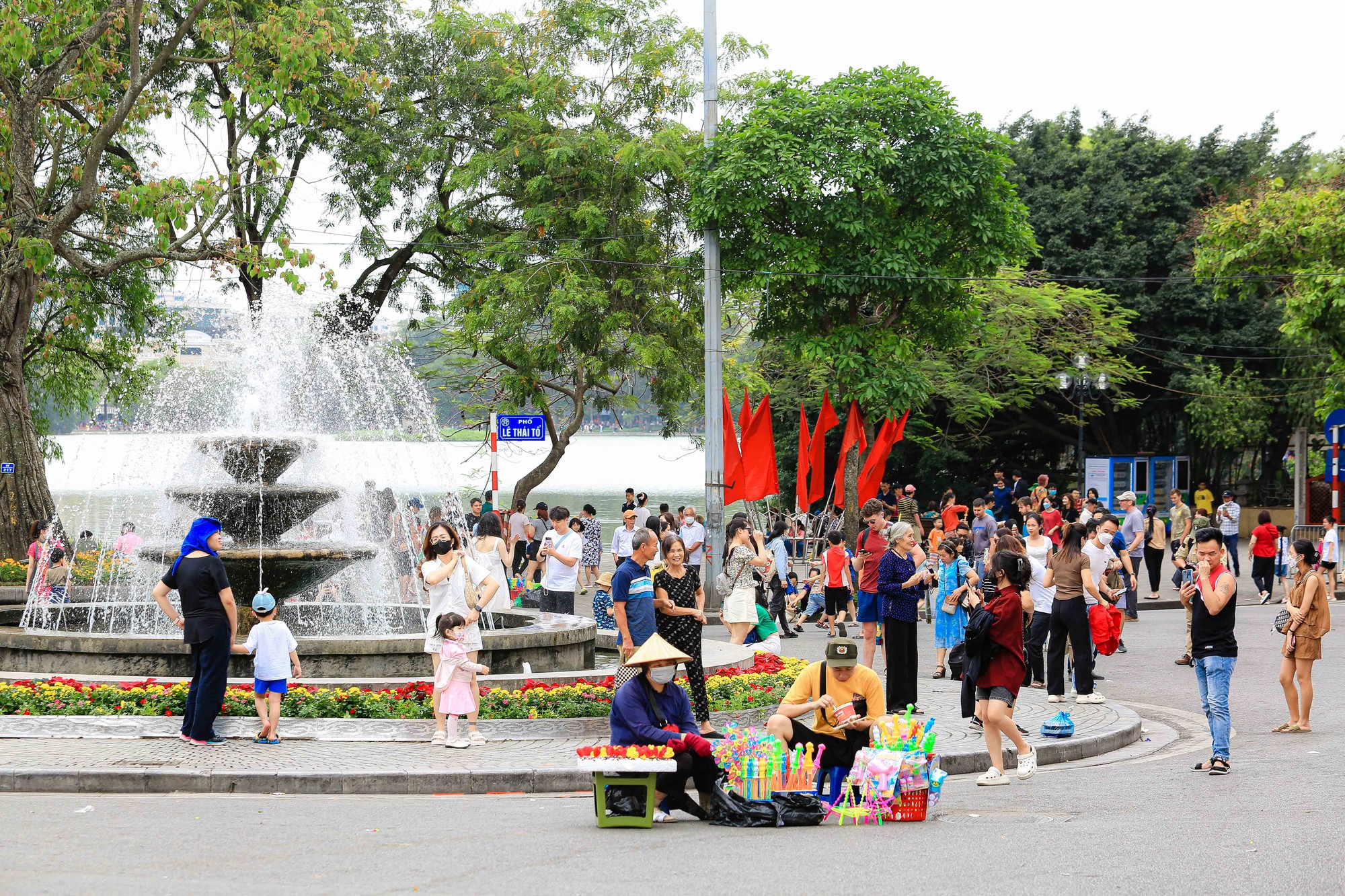 Hà Nội bình yên trong ngày Tết Độc Lập - Ảnh 11.