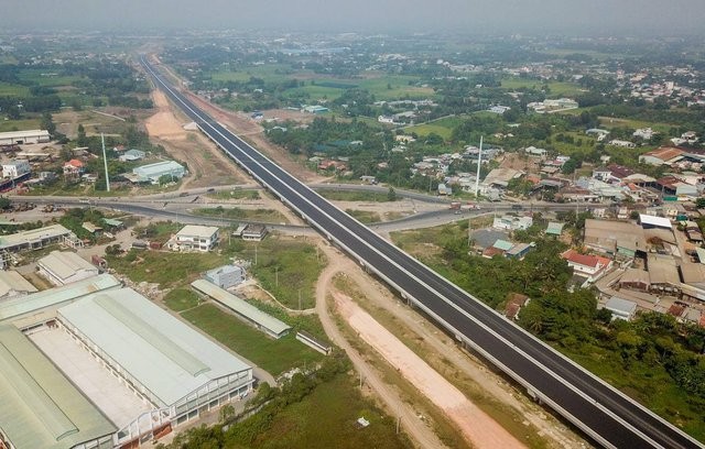 Trình Chính phủ đề xuất ‘giải cứu’ cao tốc Bến Lức - Long Thành - Ảnh 1.