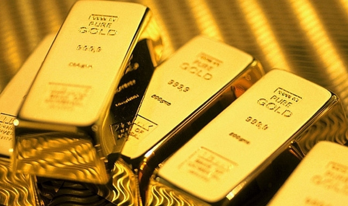 Vì sao giá vàng thế giới tăng vọt, vượt ngưỡng 2.000 USD/ounce? - Ảnh 1.
