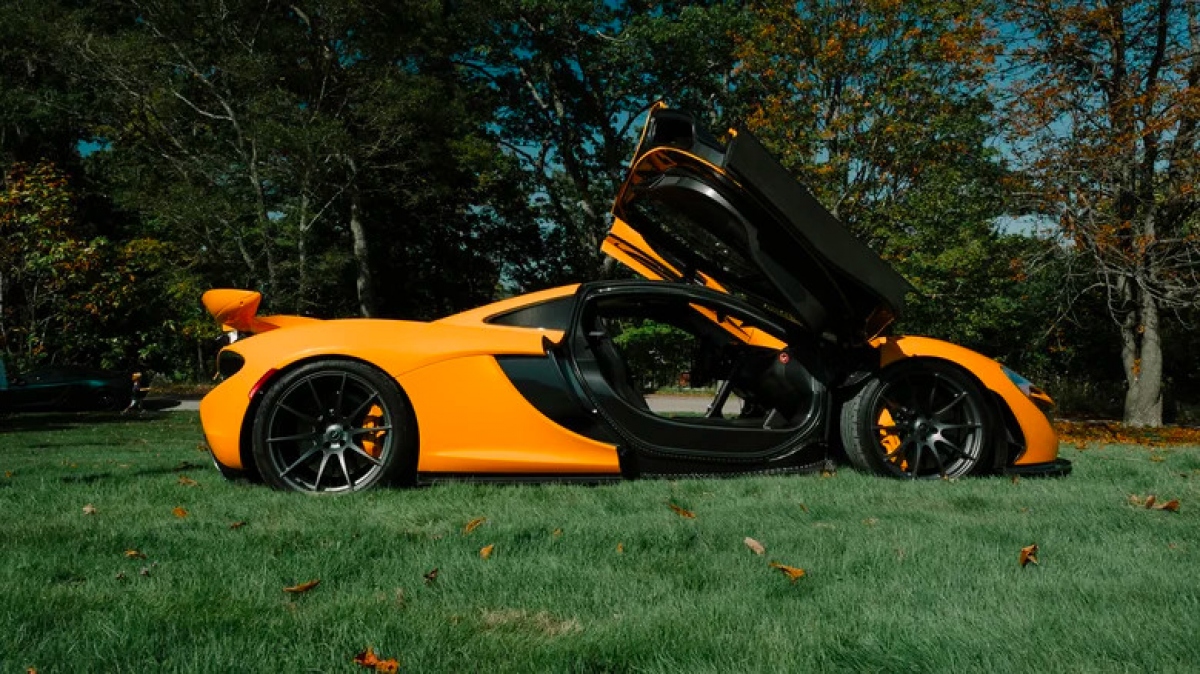 Top 5 chiếc xe đắt nhất trong bộ sưu tập của “The Rock" - Ảnh 4.