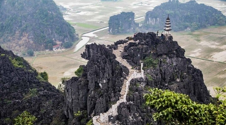 Ninh Binh is considered the most affordable tourist destination in Vietnam - Photo 1.