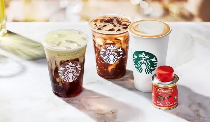 Starbucks gặp rắc rối lớn: Khách hàng tố sản phẩm tâm huyết 'cà phê dầu ô liu' khiến họ buồn nôn, đi ngoài - Ảnh 3.