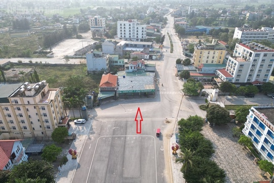 Những con đường cong mềm mại khó coi trên bãi biển nổi tiếng ở Thanh Hóa - Ảnh 11. Những con đường cong mềm mại khó coi trên bãi biển nổi tiếng ở Thanh Hóa - Ảnh 11.