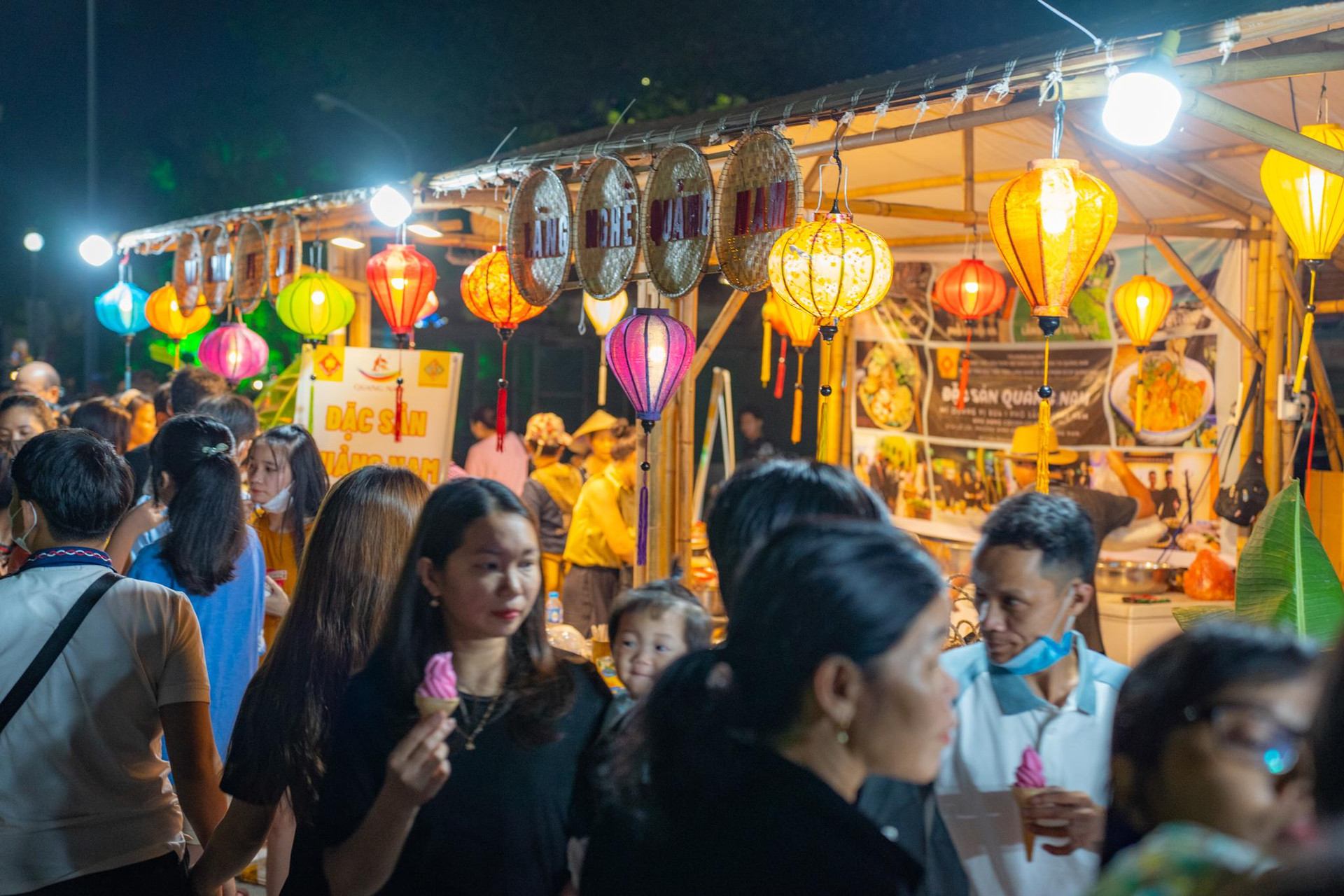 Chuyển đổi số sẽ giúp Việt Nam tận dụng thị trường du lịch nội địa trăm triệu dân ra sao? - Ảnh 2.