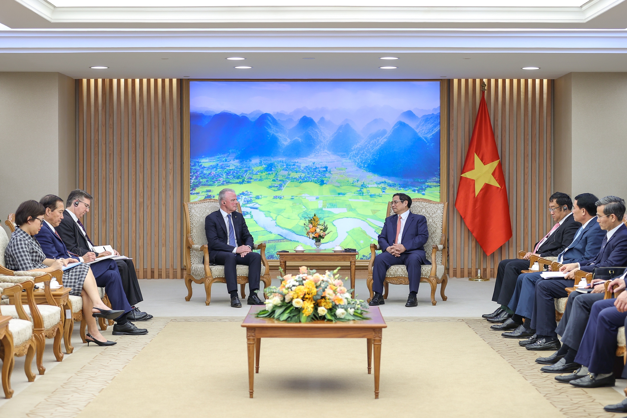 Đề nghị Boeing tích cực hỗ trợ Việt Nam phát triển ngành hàng không và công nghiệp hàng không - Ảnh 3.