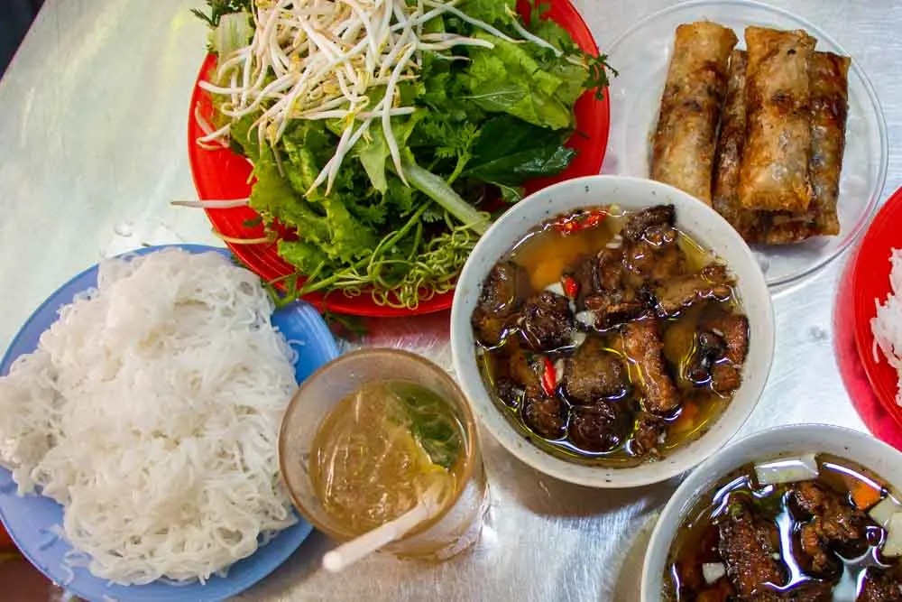 Western guests voted for the 40 best noodle dishes in the world: 5 famous Vietnamese specialties were honored - Photo 4.