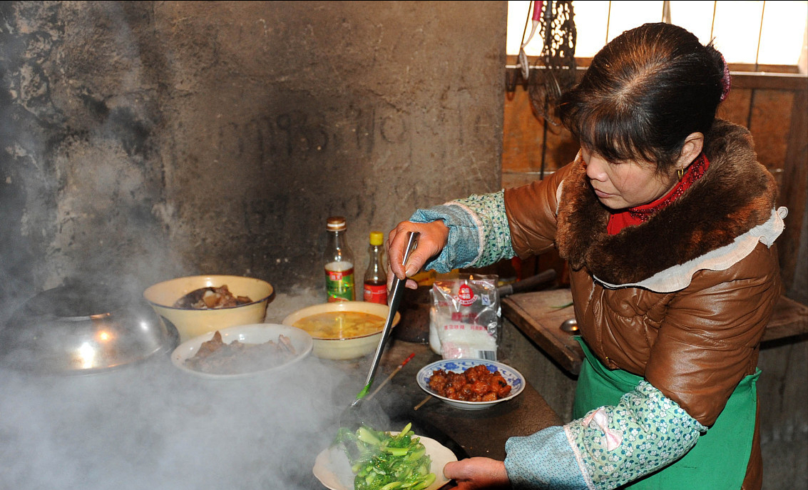 'Anh em như thể tay chân' nhưng cha mẹ qua đời, tôi từ chối cho anh em đến nhà sum họp: Quyết định đau đớn vì nỗi khổ khó nói - Ảnh 2.