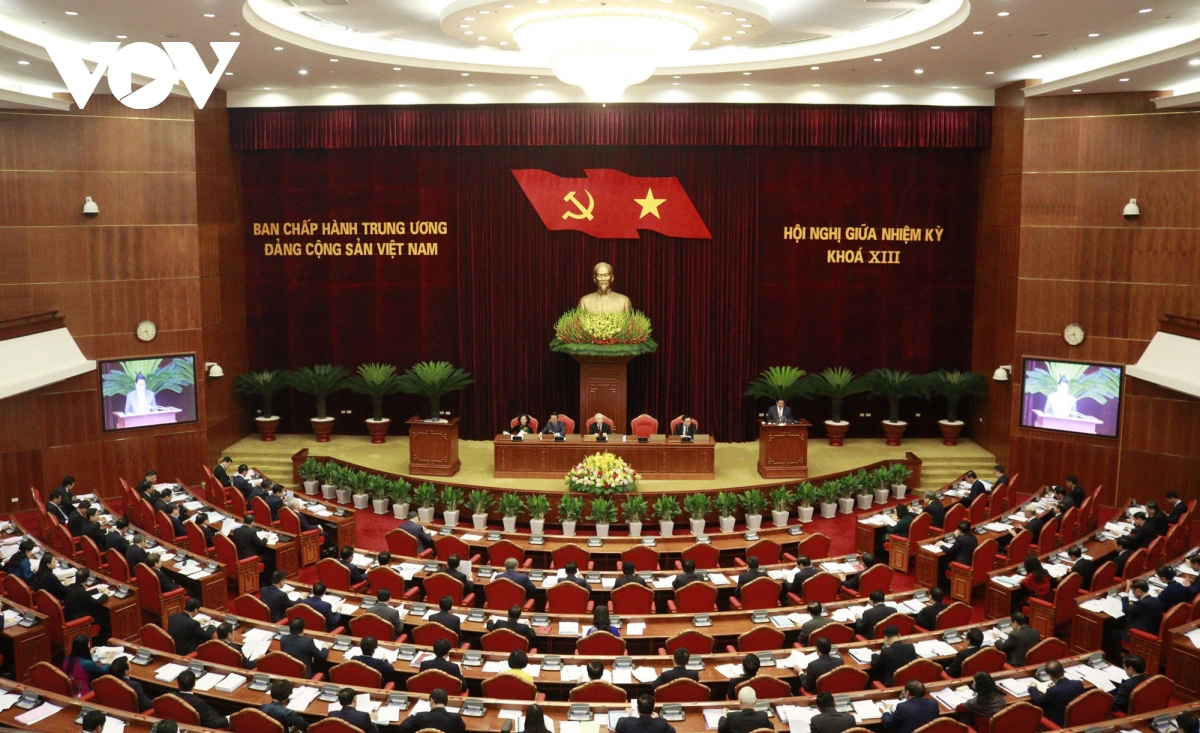 Toàn cảnh phiên khai mạc hội nghị giữa nhiệm kỳ BCH Trung ương Đảng khóa XIII - Ảnh 1.