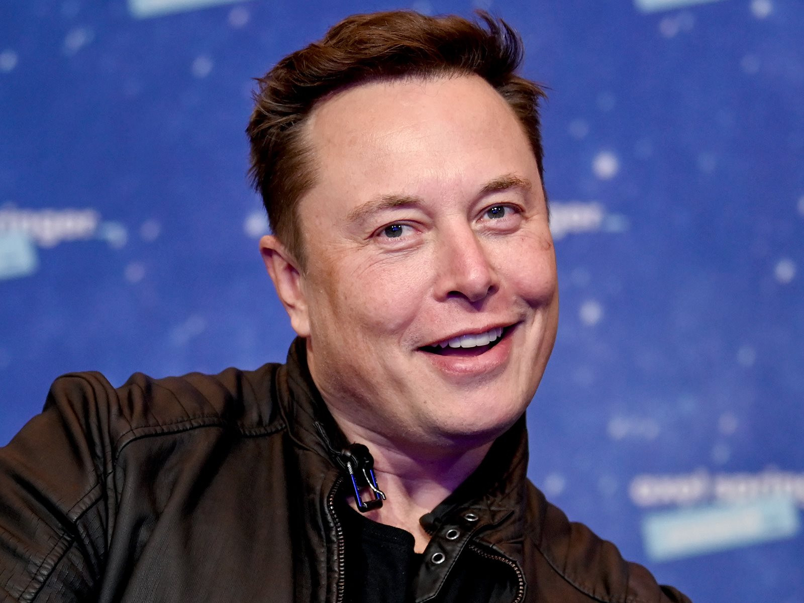 Người phụ nữ hứa hẹn sẽ mang về hàng tỷ USD cho Elon Musk - Ảnh 1.