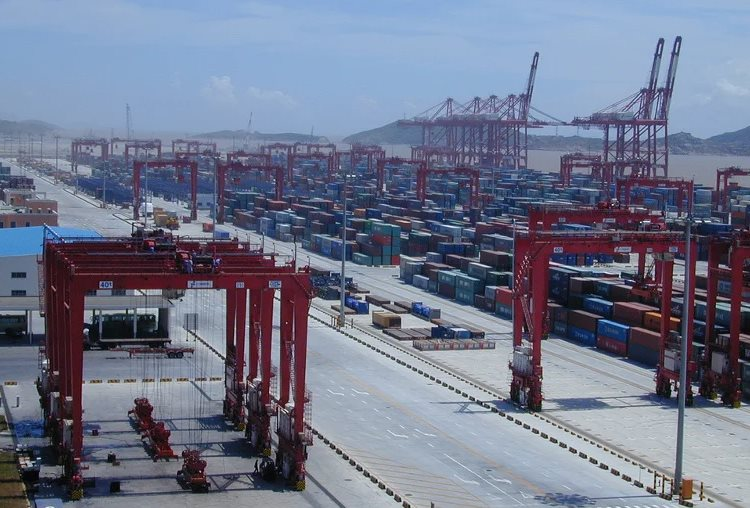 Từ Bến Thượng Hải trở thành siêu cảng lớn nhất hành tinh: Con đường tơ lụa trên biển của thế kỷ 21 ra đời như thế nào? - Ảnh 1.