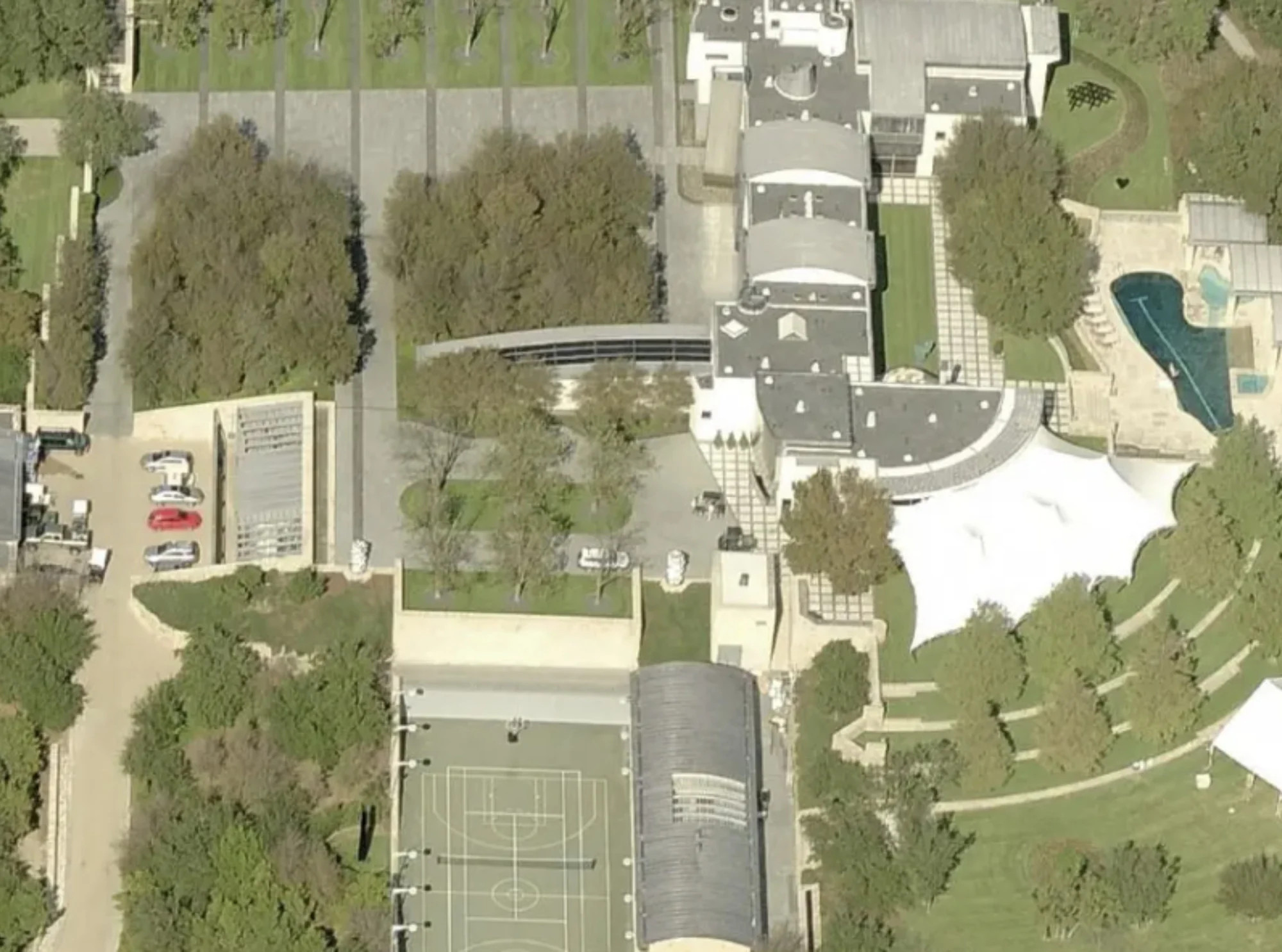 Tuổi 30 của con gái tỷ phú Michael Dell: Ái nữ "đi lùi mãi không về đích", từng sống ẩn dật vì lỡ làm một điều "tai hại" - Ảnh 2.