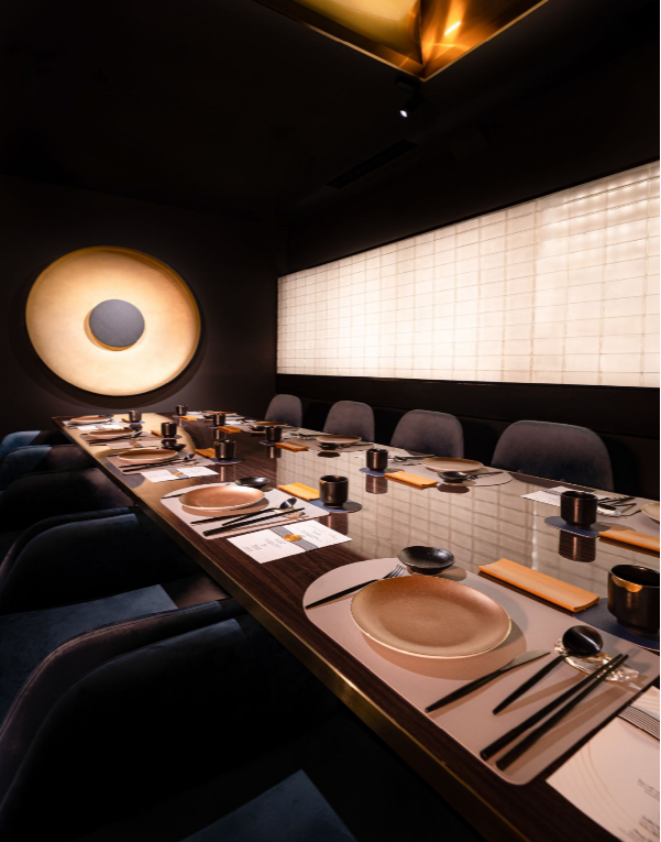 &quot;Mục sở thị&quot; nhà hàng xuất hiện trong bức ảnh hiếm có giữa nhà mốt Gucci và Sơn Tùng M-TP: Không gian đậm màu quý tộc Nhật, mòn ăn toàn hàng tuyển - Ảnh 4.