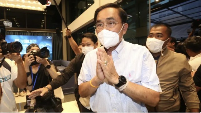 Thủ tướng Thái Lan Prayuth có thể giã từ chính trị sau thất bại bầu cử - Ảnh 1.