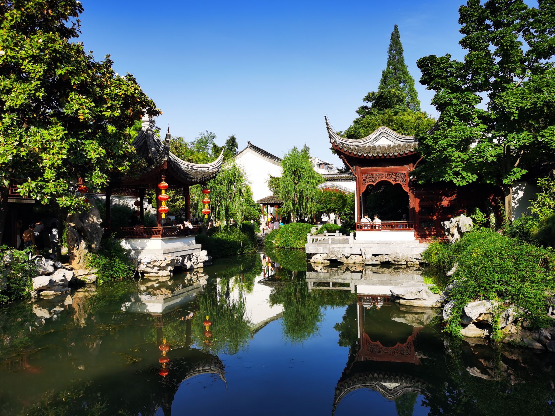 Khu vườn cổ 600 năm trường tồn cùng tuế nguyệt, cảnh sắc 4 mùa đẹp vĩnh cửu giữa cố đô Nam Kinh - Ảnh 2.