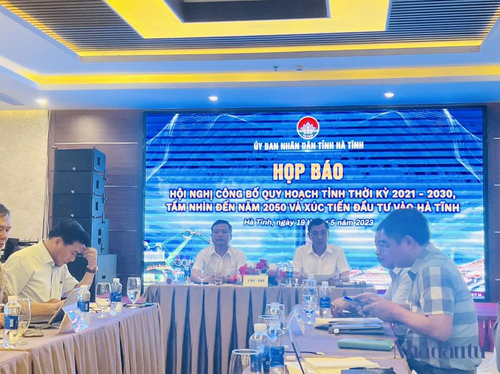 Hà Tĩnh dự kiến ký kết 21 biên bản ghi nhớ hợp tác với tổng mức đầu tư trên 200.000 tỷ - Ảnh 1. Hà Tĩnh dự kiến ký kết 21 biên bản ghi nhớ hợp tác với tổng mức đầu tư trên 200.000 tỷ - Ảnh 1.