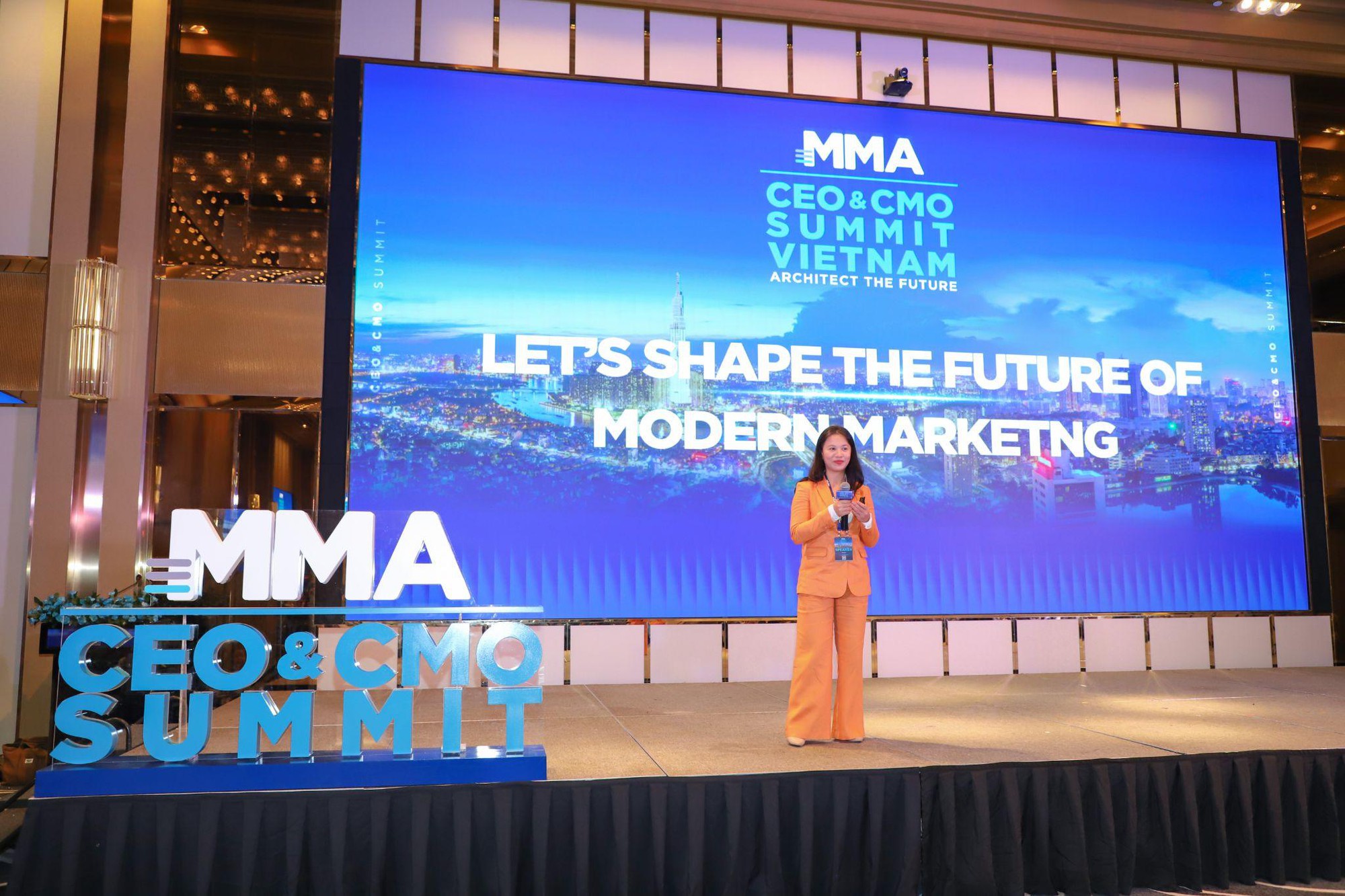 Nhìn lại những chia sẻ đáng giá từ CEO & CMO SUMMIT 2023 - Ảnh 1.