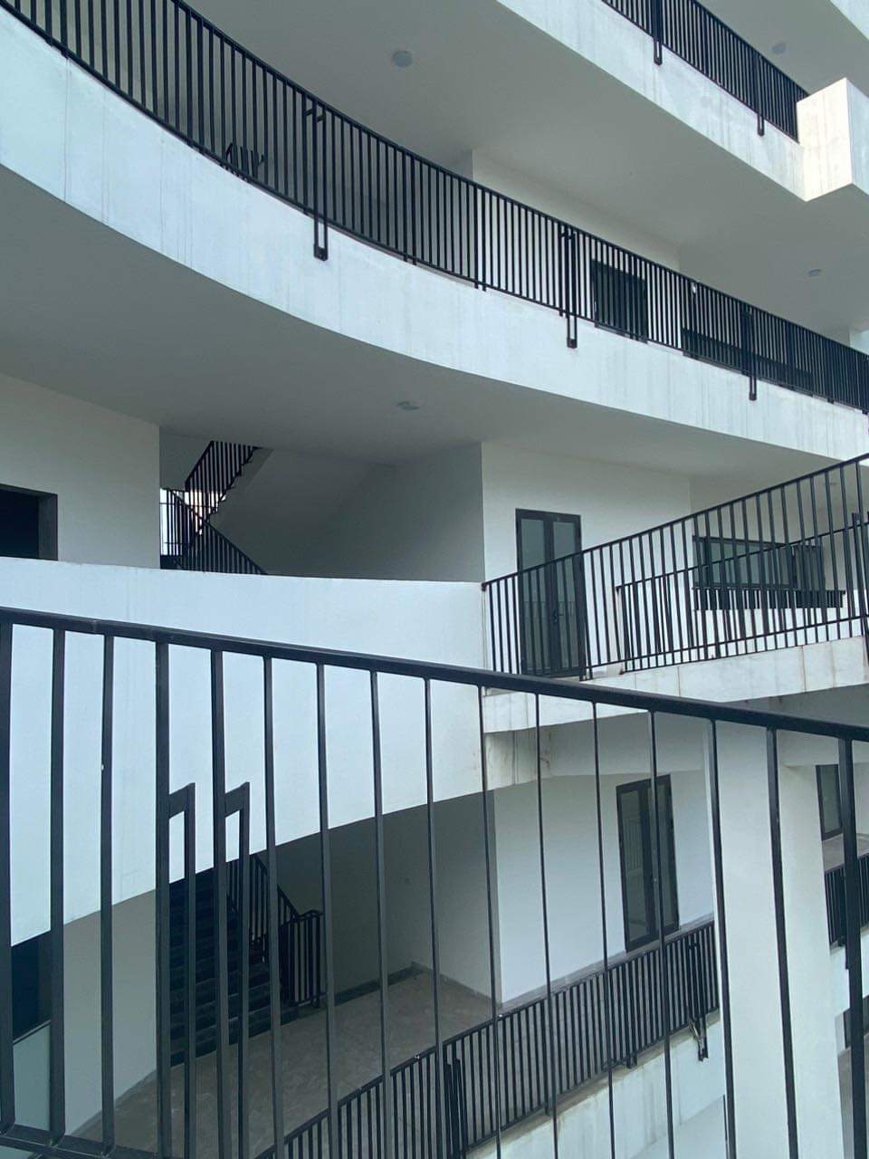 Ngôi trường cấp 3 có kiến trúc đẹp như mơ, học trò đứng góc nào cũng có hình sống ảo - Ảnh 4. Ngôi trường cấp 3 có kiến trúc đẹp như mơ, học trò đứng góc nào cũng có hình sống ảo - Ảnh 4.