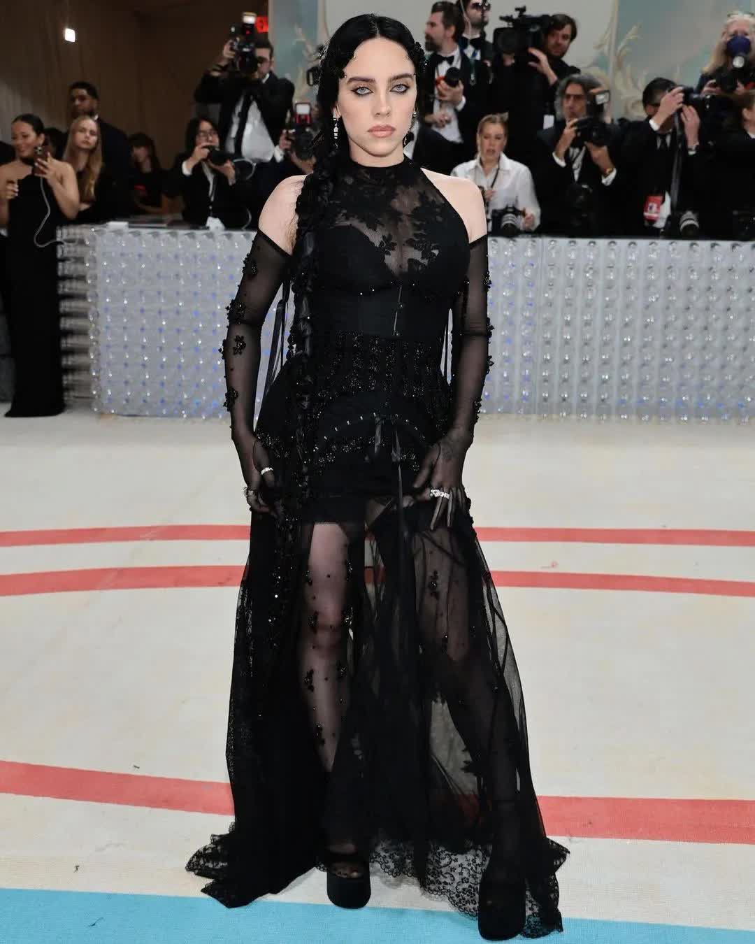Thảm đỏ Met Gala 2023: Anne Hathaway xứng danh nữ thần, biệt đội châu Á 'ăn đứt' hội IT girl - Ảnh 14.