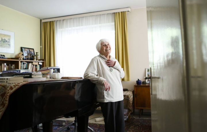 Bi kịch của cụ bà lấy bằng tiến sĩ ở tuổi 102 - Ảnh 2.