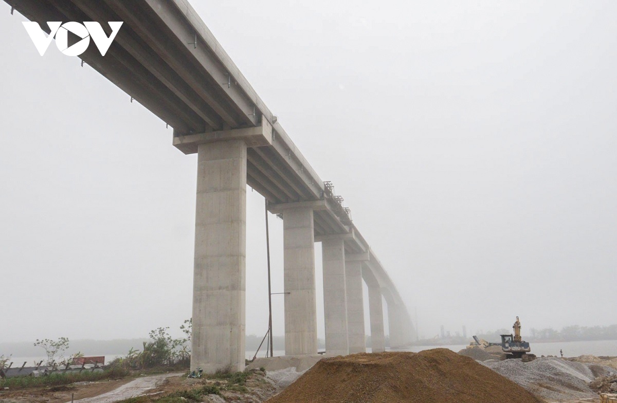 Thúc đẩy xây dựng hạ tầng các địa phương Quảng Ninh, Hải Phòng, Hải Dương - Ảnh 2.