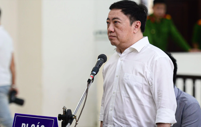Cựu giám đốc BV tỉnh Đồng Nai nộp 500 triệu đồng được đề nghị giảm 3 năm tù - Ảnh 1.