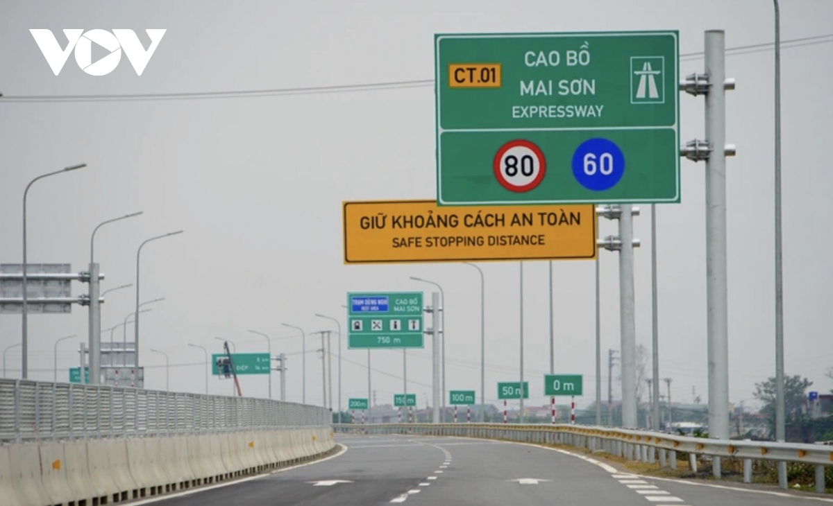 Sắp khánh thành 2 cao tốc Nha Trang-Cam Lâm và Vĩnh Hảo-Phan Thiết - Ảnh 3.