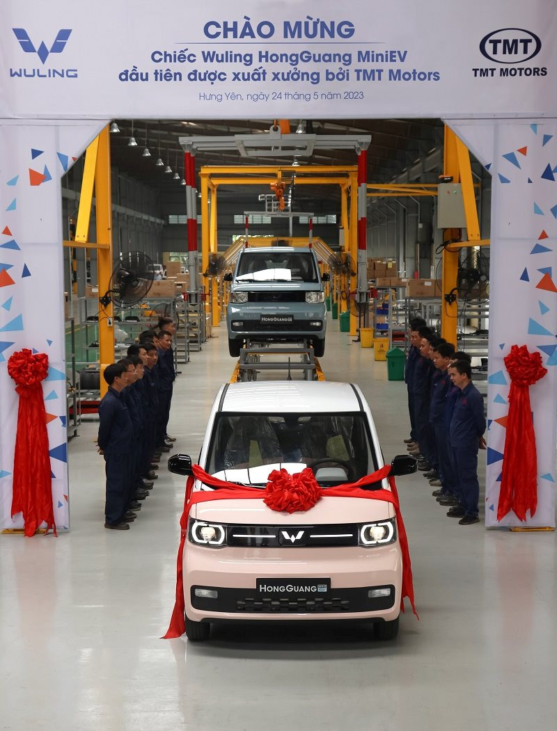 TMT Motors đã xuất xưởng chiếc Wuling HongGuang MiniEV đầu tiên tại Việt Nam - Ảnh 1.