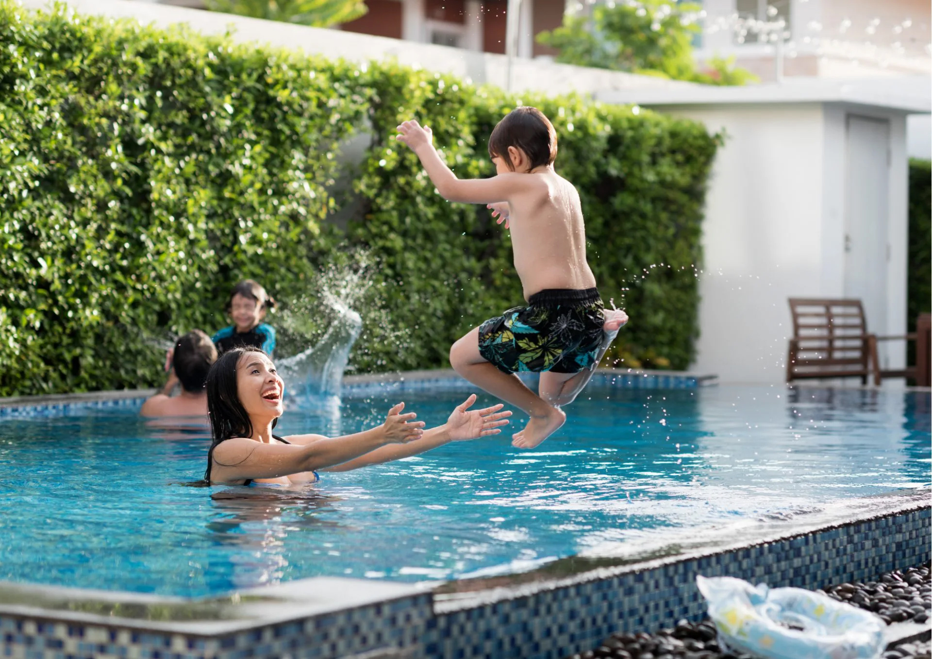 Đi bơi mùa hè: Chọn bể bơi an toàn cần đảm bảo 5 thứ - Ảnh 4.