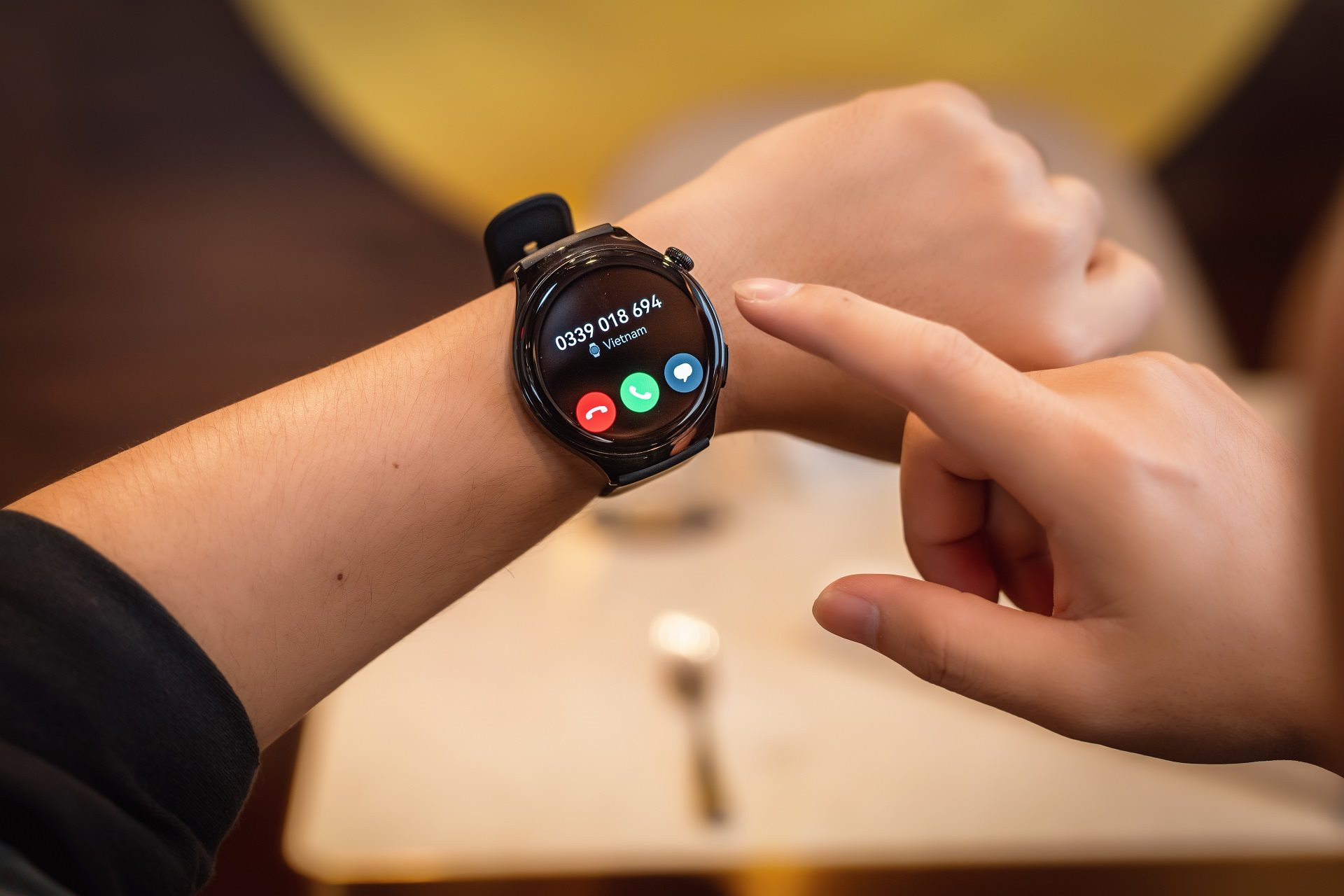 Trải nghiệm Huawei Watch 4: Có tính năng mà Apple Watch mơ ước, giá 11 triệu đồng - Ảnh 4.