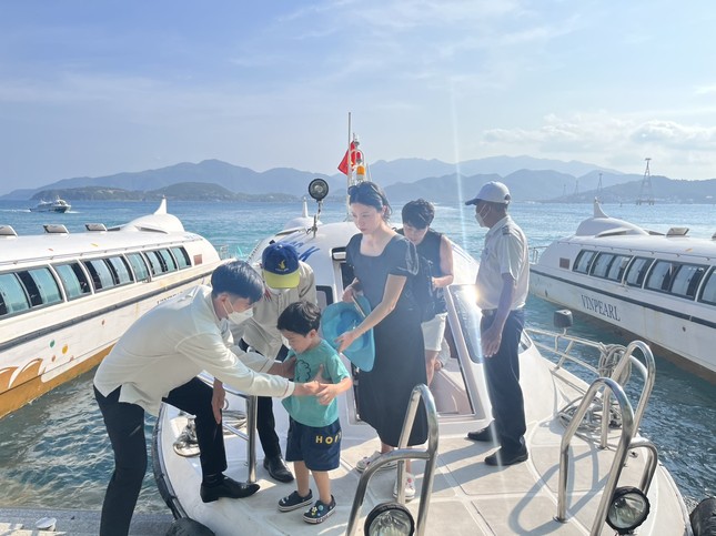 Nghỉ lễ, du lịch Cần Thơ thu hơn 500 tỷ đồng, Khánh Hòa đón 200.000 lượt khách - Ảnh 4.