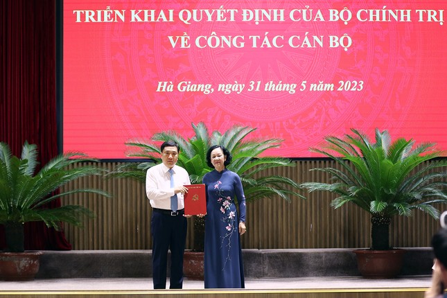 Bộ Chính trị giao ông Nguyễn Mạnh Dũng giữ chức Quyền Bí thư Tỉnh ủy Hà Giang - Ảnh 1.