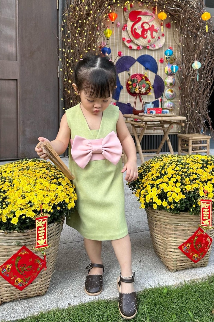 Con gái Cường Đô La - Đàm Thu Trang mới 2 tuổi đã 'dát' toàn hàng hiệu - Ảnh 5.