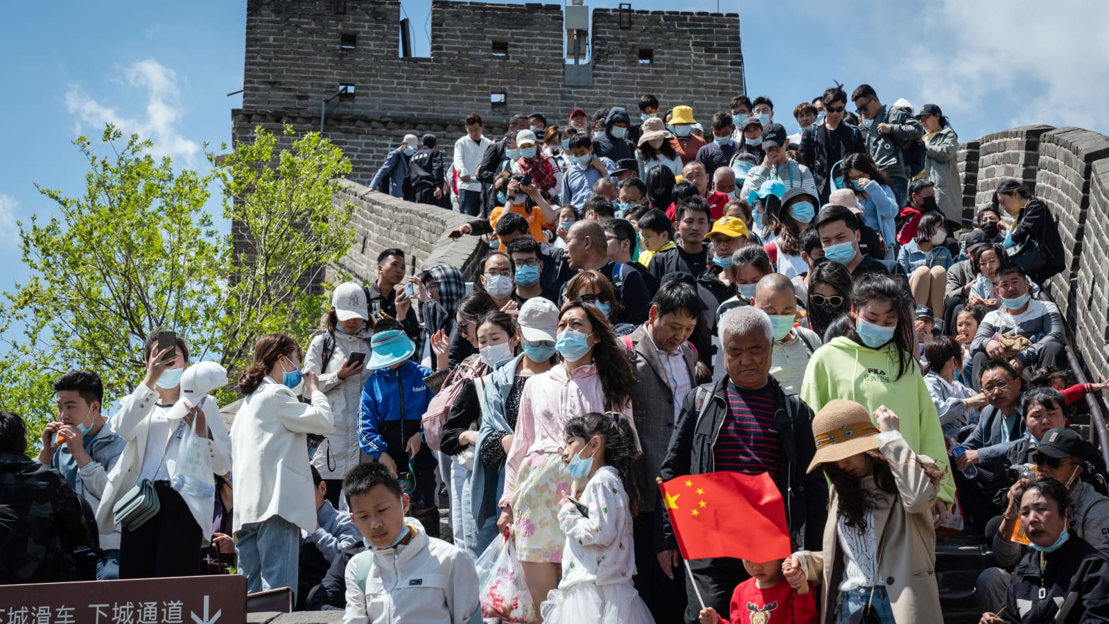Kỳ nghỉ 1/5 đông đúc nhất lịch sử Trung Quốc nhưng không dành cho môn nghệ thuật thứ 7: Nơi tưởng quá tải là chỗ tránh đám đông - Ảnh 1.